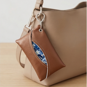 Travel Tissue Holder Bag Charm – Bronze