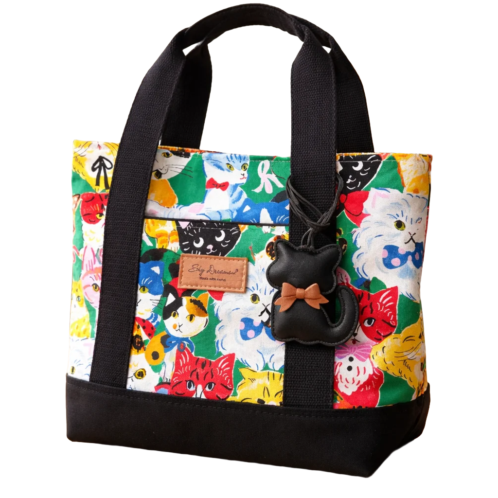 The Tote-Oscar the cat