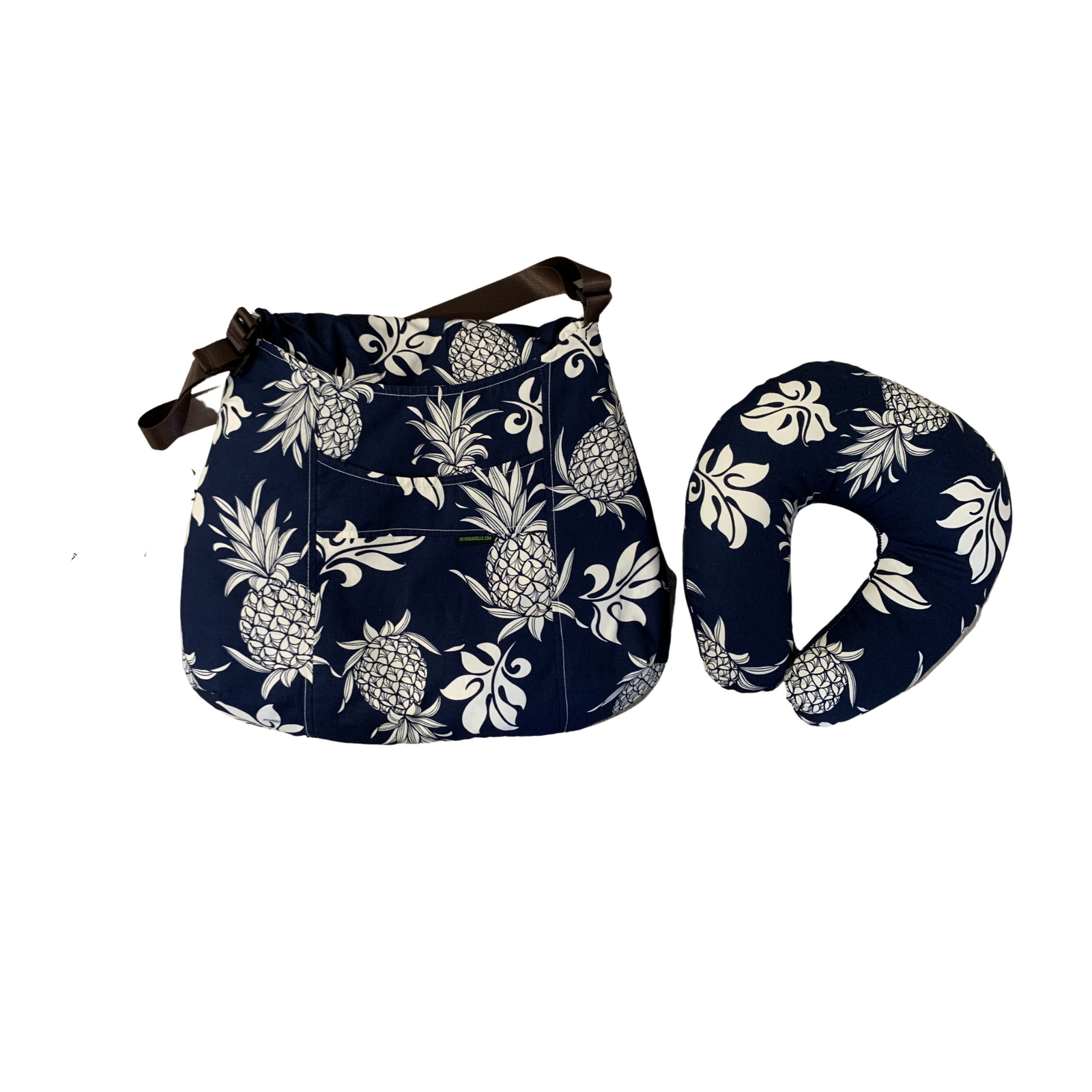 Sky Dreams travel blanket set-Leianna Navy Pineapples